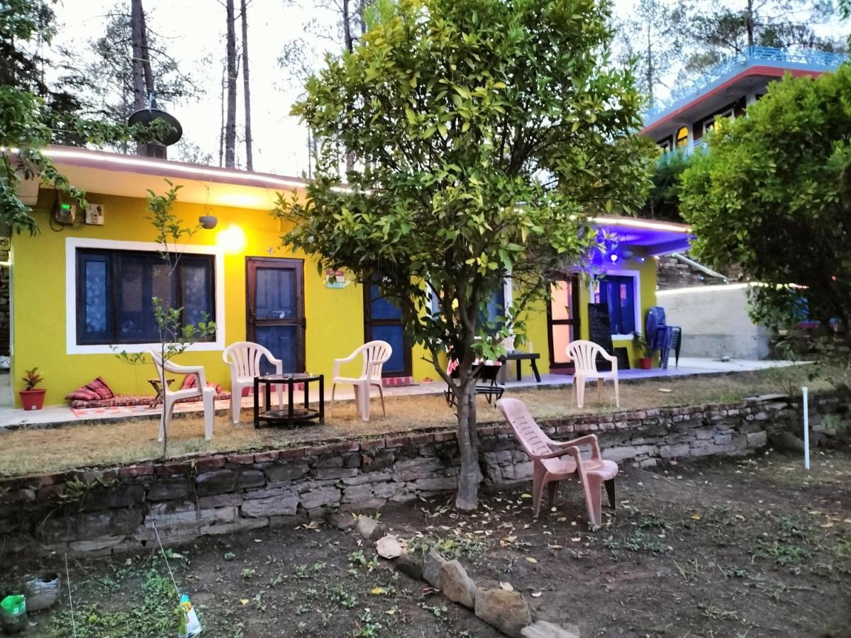 Hotel Le Jardin Almora Esterno foto