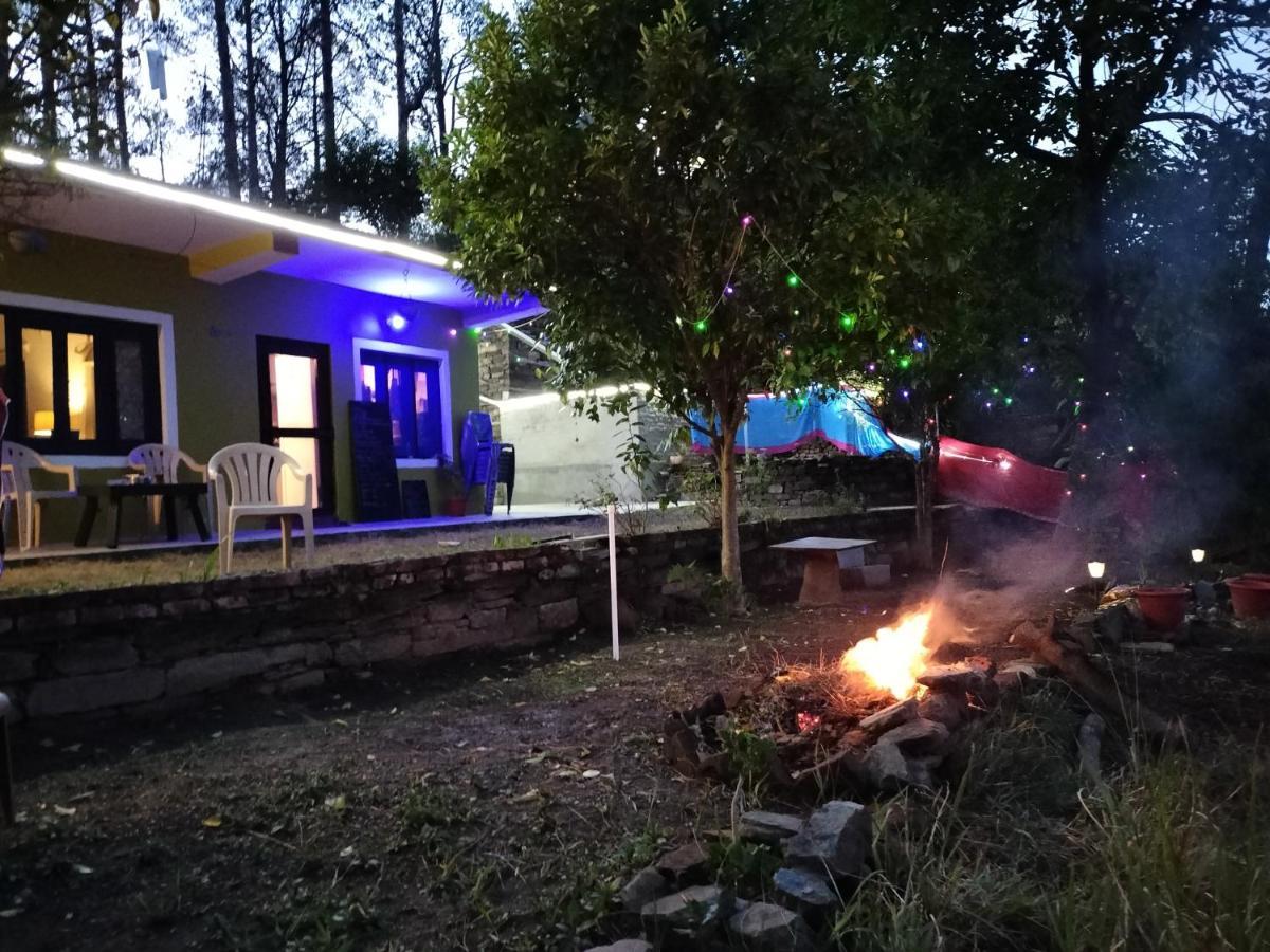 Hotel Le Jardin Almora Esterno foto