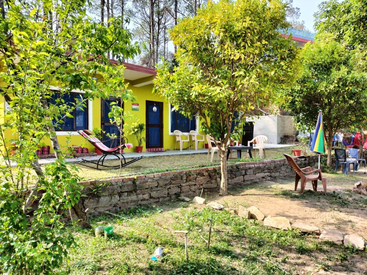 Hotel Le Jardin Almora Esterno foto